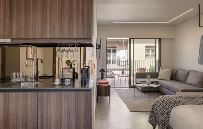 The Nixon Luxury Suites – Athens
