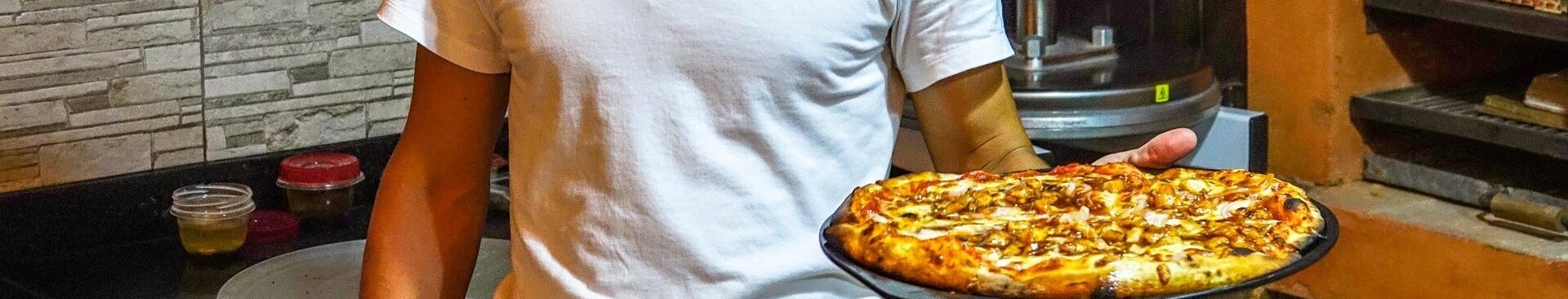 blackstarvideo pizza 2487090 1920 1